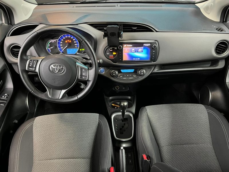 TOYOTA YARIS 2017 1.5 Hybrid 100cv BUISNESS