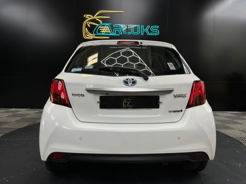 TOYOTA YARIS 2017 1.5 Hybrid 100cv BUISNESS