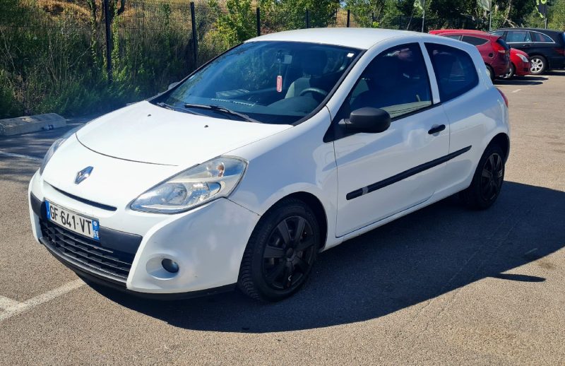 RENAULT CLIO III 2010