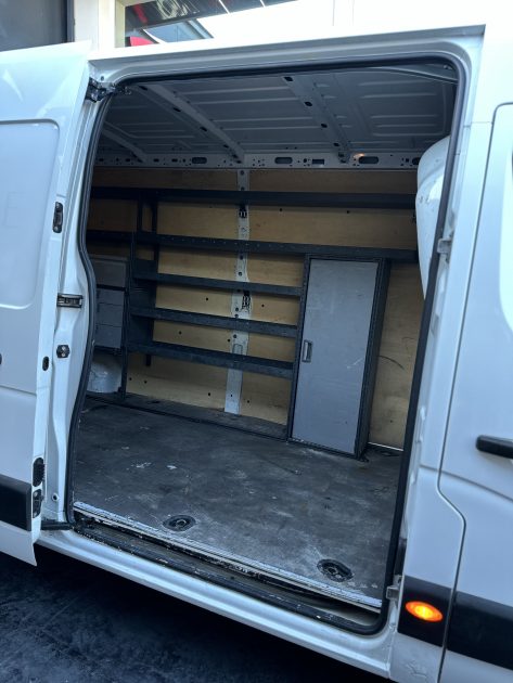 RENAULT MASTER III Camionnette 2015