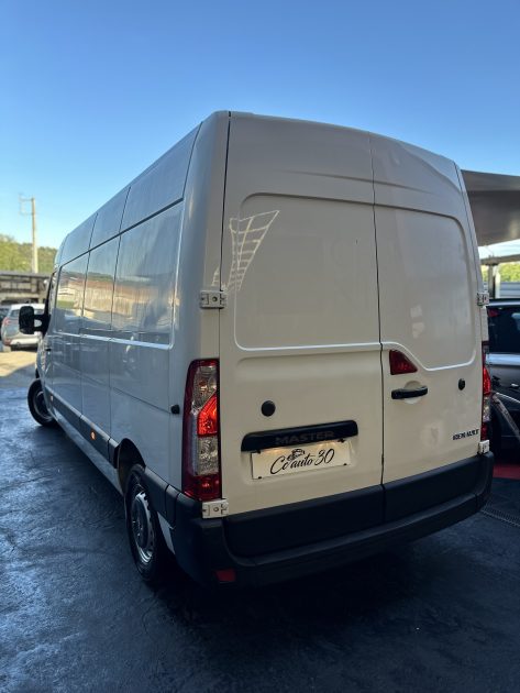 RENAULT MASTER III Camionnette 2015