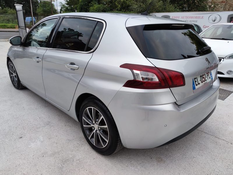 PEUGEOT 308 II 2017