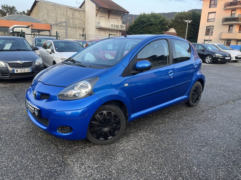 TOYOTA AYGO 1.0i 68CV