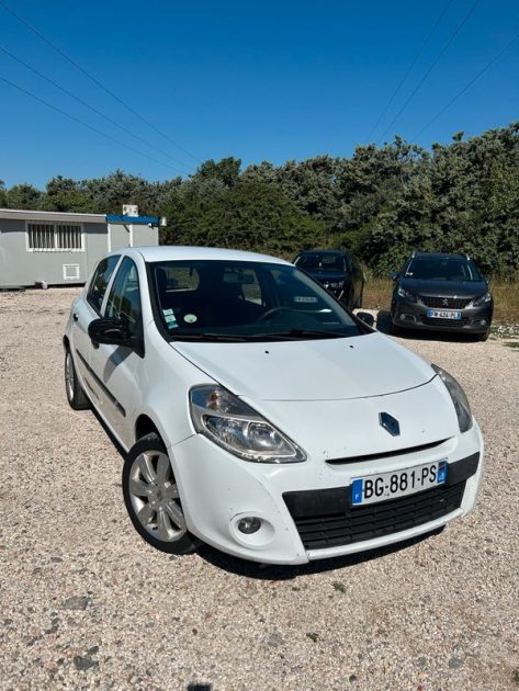 RENAULT CLIO 2011