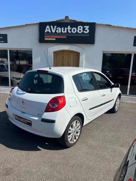 RENAULT CLIO 2008 1.2 lev 75cv