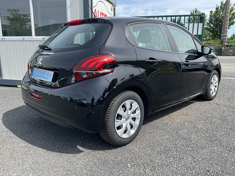 PEUGEOT 208 I 2017