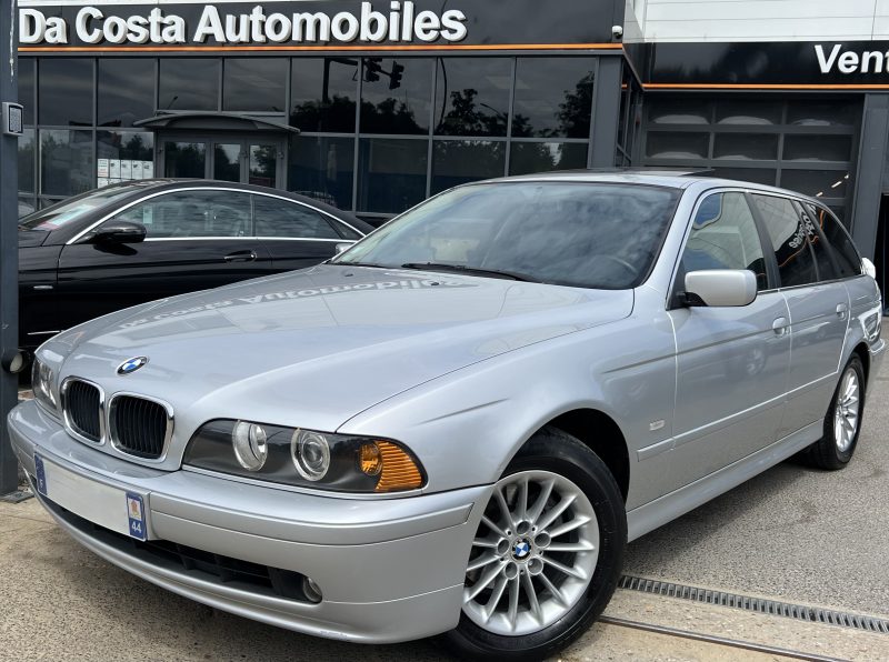 BMW SERIE 5 E39 TOURING 520i 2.2 6 CYLINDRES 170 LUXE / BOITE AUTO CUIR TOIT OUVRANT Garantie 1 an