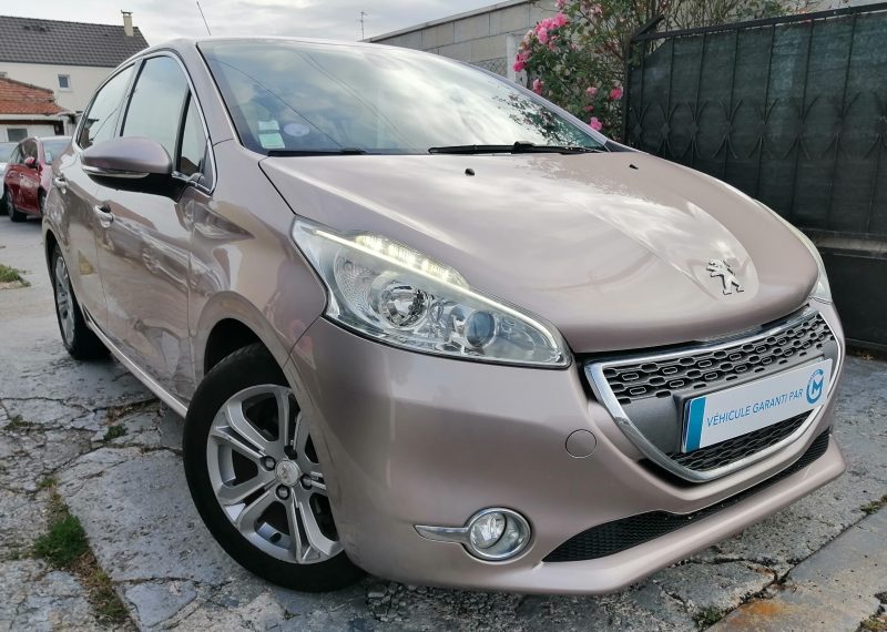 PEUGEOT 208 I 2012