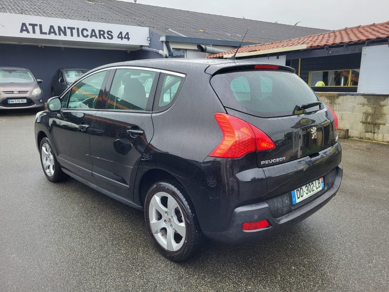 PEUGEOT 3008 Monospace 2013