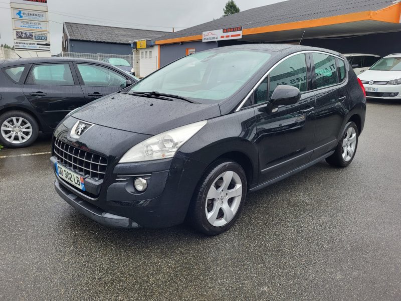 PEUGEOT 3008 Monospace 2013