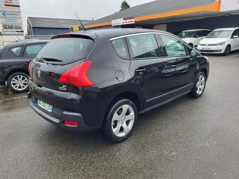 PEUGEOT 3008 Monospace 2013