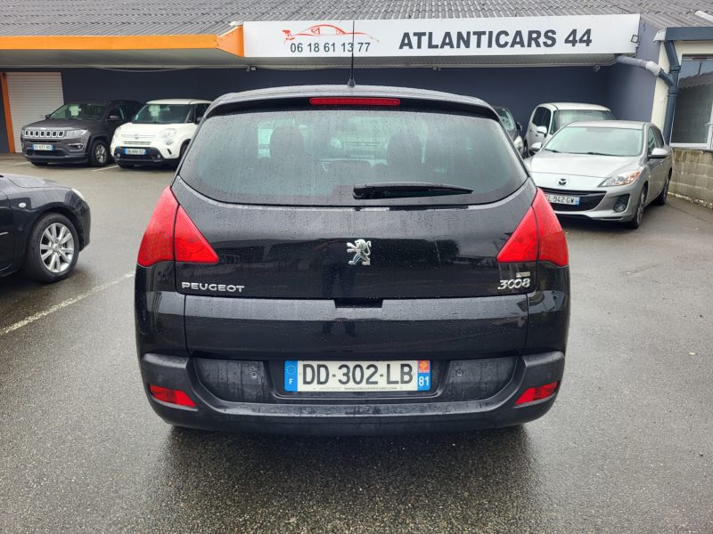 PEUGEOT 3008 Monospace 2013