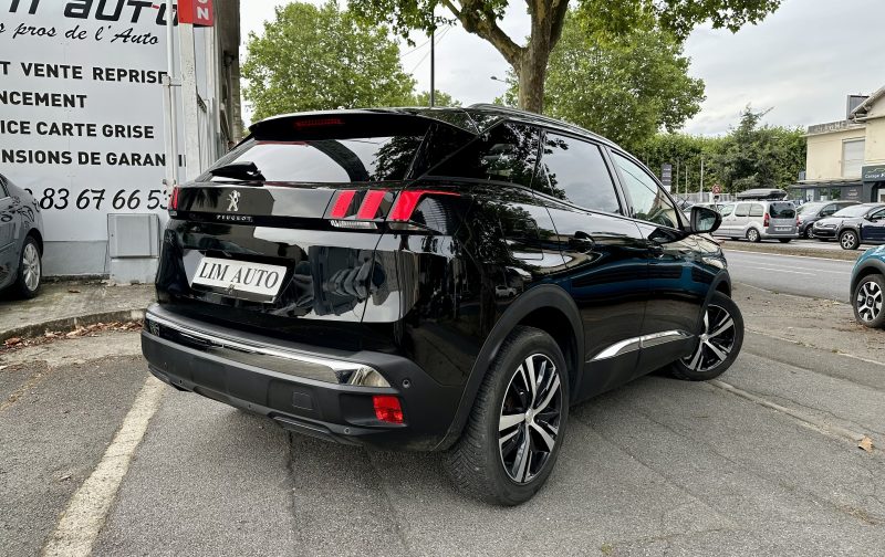 PEUGEOT 3008 2019