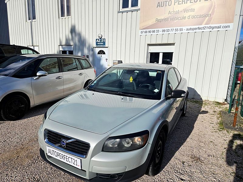 VOLVO C30 2008