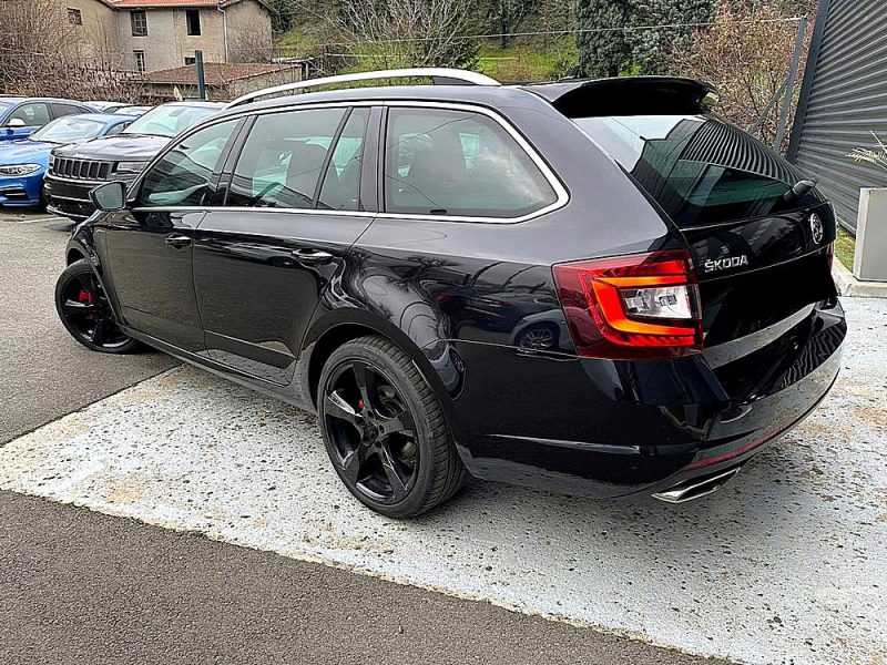 SKODA Octavia 2017 2.0 TSI 230 RS DSG *ALCANTARA*GPS*LED*CAMERA*