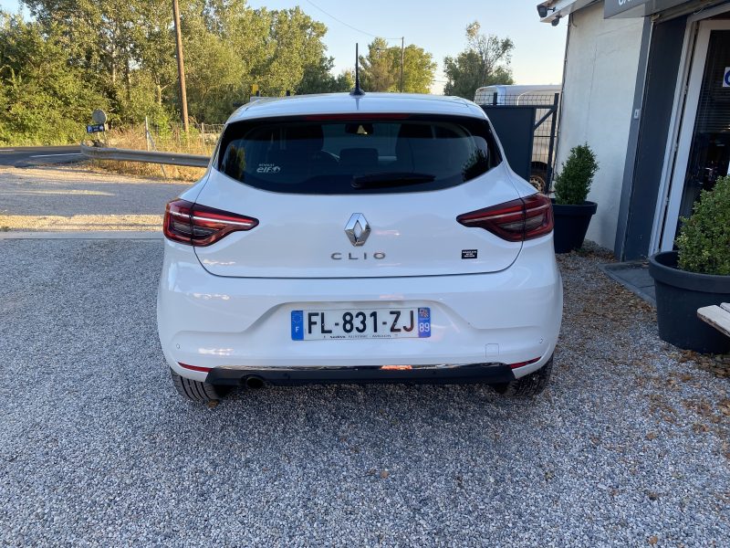 RENAULT CLIO V 2019