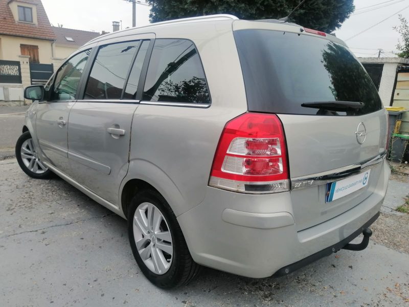 OPEL ZAFIRA / ZAFIRA FAMILY B 2010