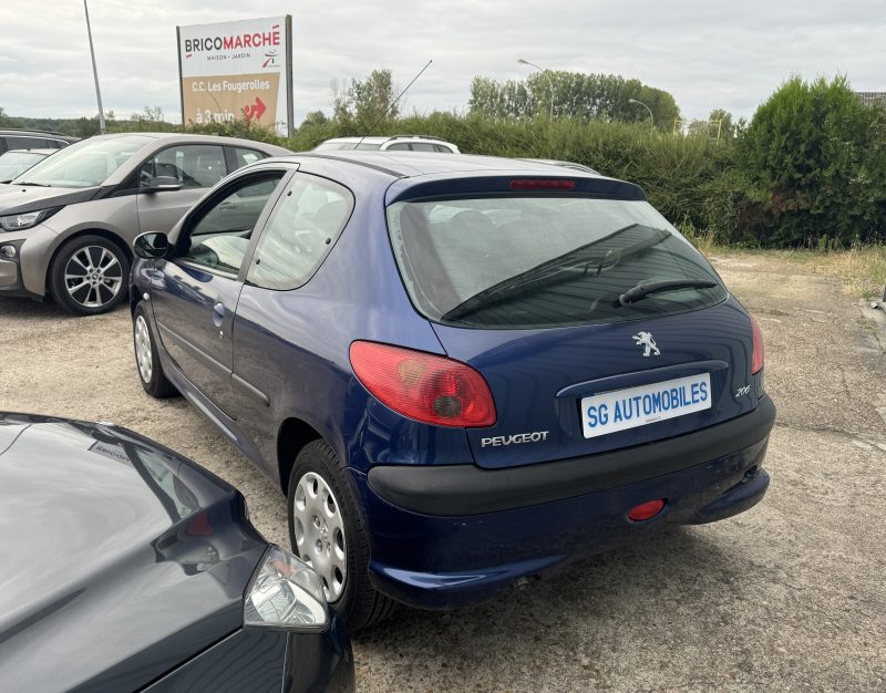 PEUGEOT 206 2003