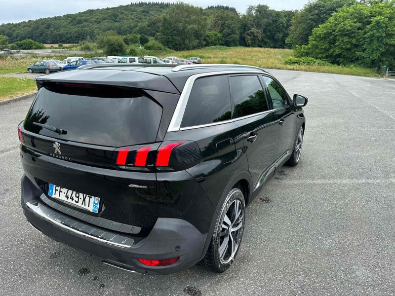 PEUGEOT 5008 II 2019