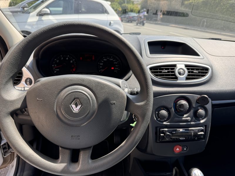 RENAULT CLIO III 2011