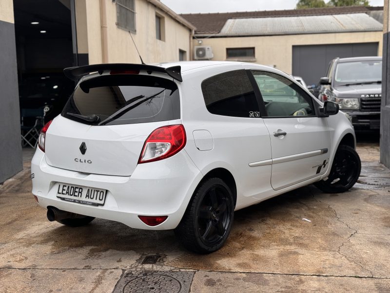 RENAULT CLIO 3 2010