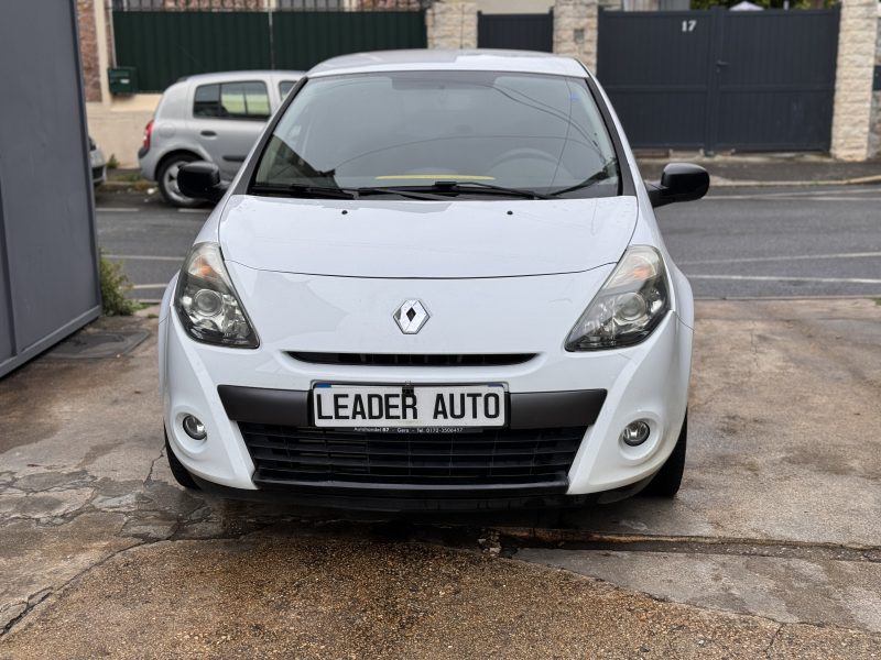 RENAULT CLIO 3 2010