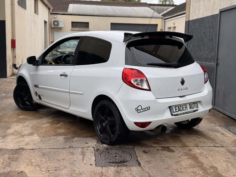 RENAULT CLIO 3 2010