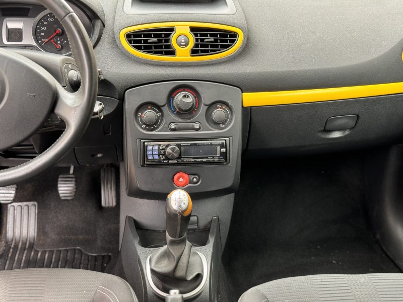 RENAULT CLIO 3 2010