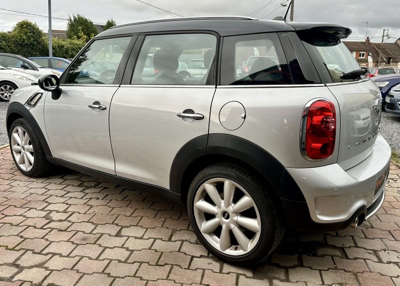 MINI MINI COUNTRYMAN COOPER SD 2.0L DPF 143cv *PACK CHILI / GARANTIE REVISEE 