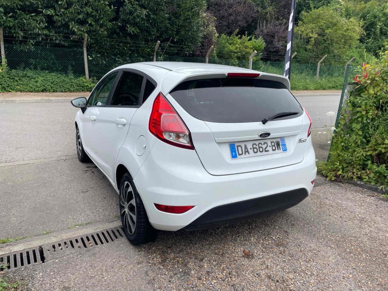 FORD FIESTA VI 