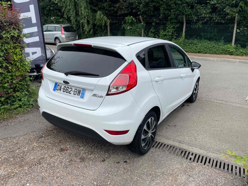 FORD FIESTA VI 