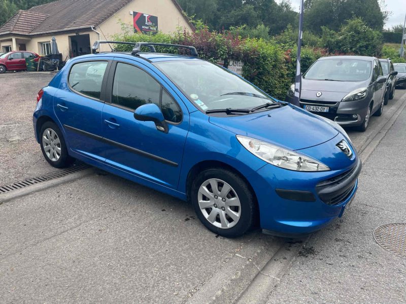 PEUGEOT 207 1.4HDI 68CV