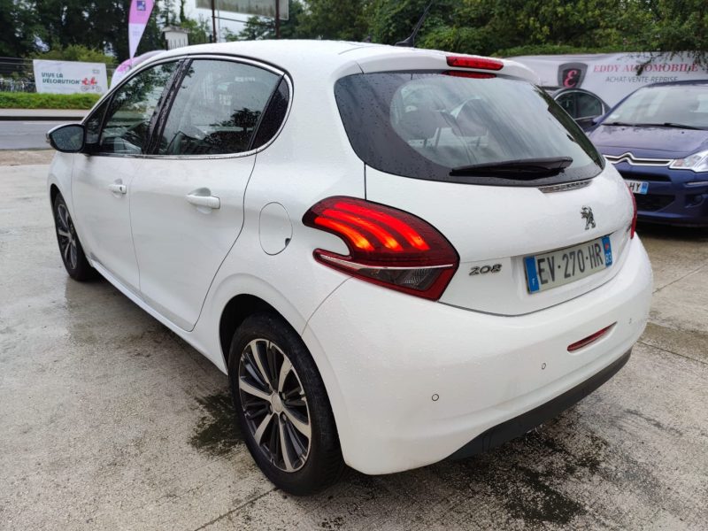 PEUGEOT 208 I 2017