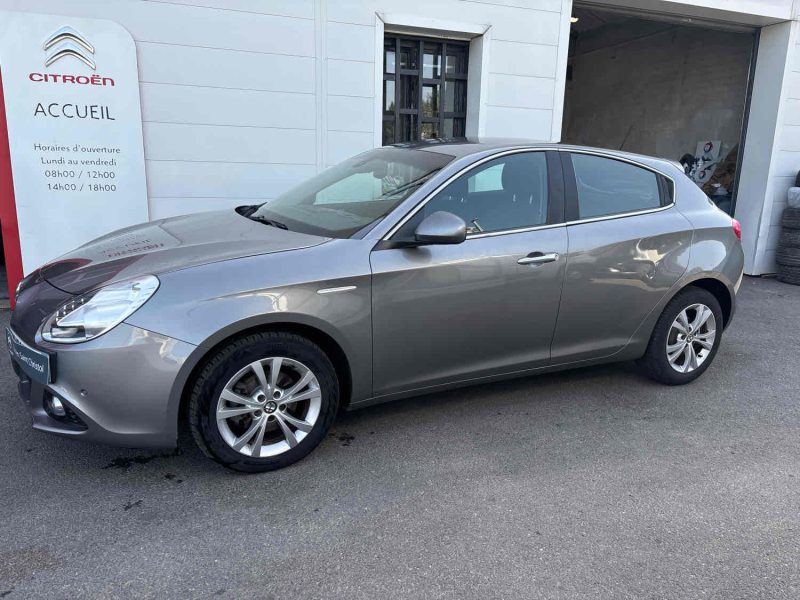 ALFA ROMEO GIULIETTA 2015