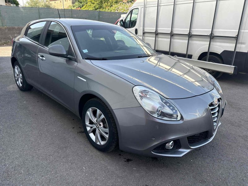 ALFA ROMEO GIULIETTA 2015