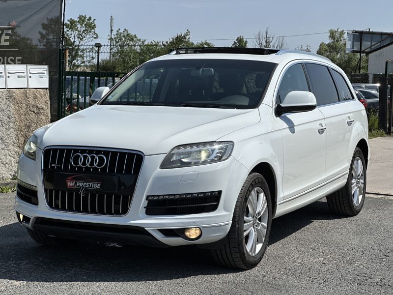 AUDI Q7 2012