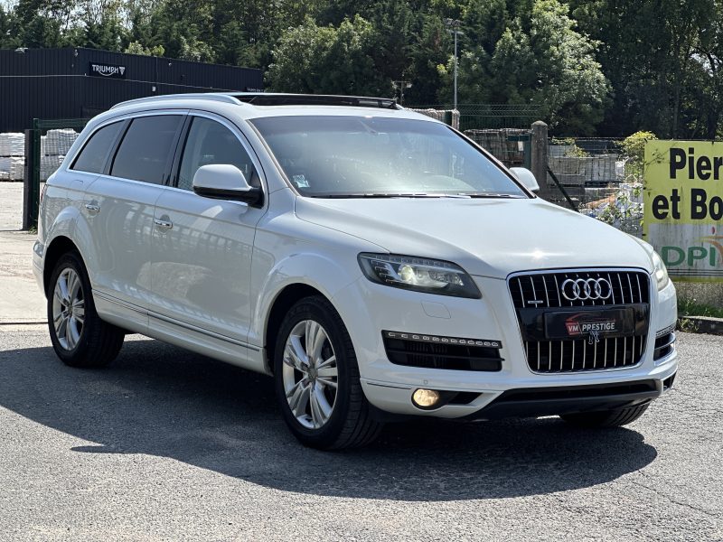 AUDI Q7 2012