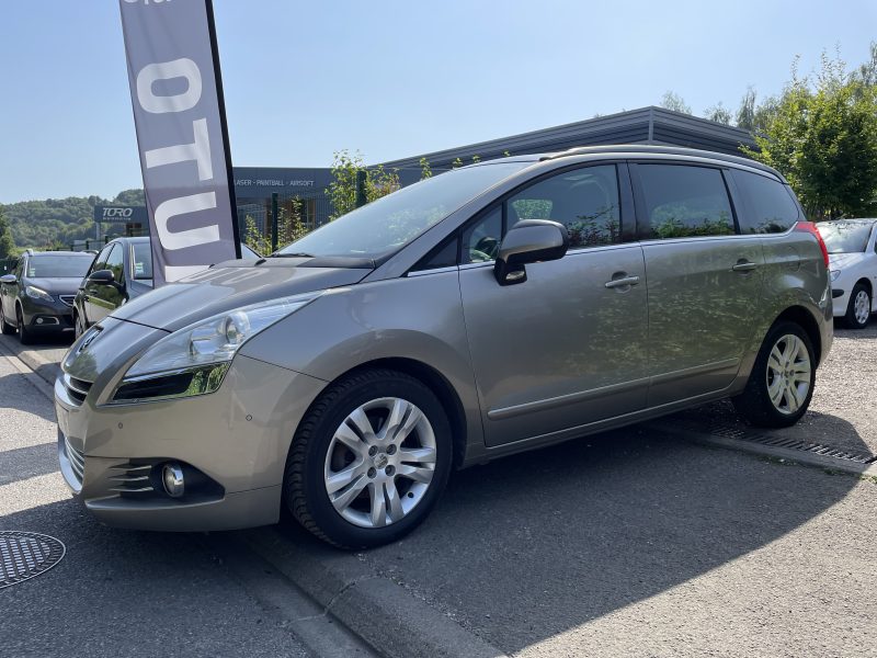 PEUGEOT 5008 2.0HDI 150CV