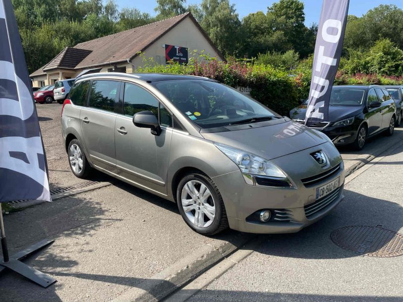 PEUGEOT 5008 2.0HDI 150CV