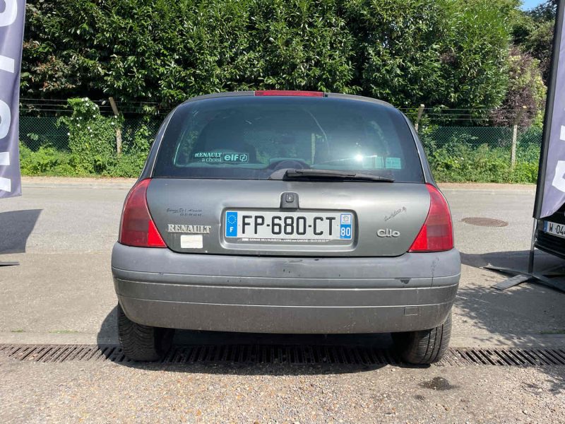 RENAULT CLIO II 1.9DTI 80CV