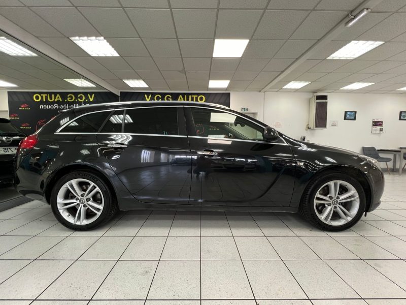 OPEL INSIGNIA SPORTS TOURER 2.0 CDTI 4x4 160CH AWD CONNECT PACK