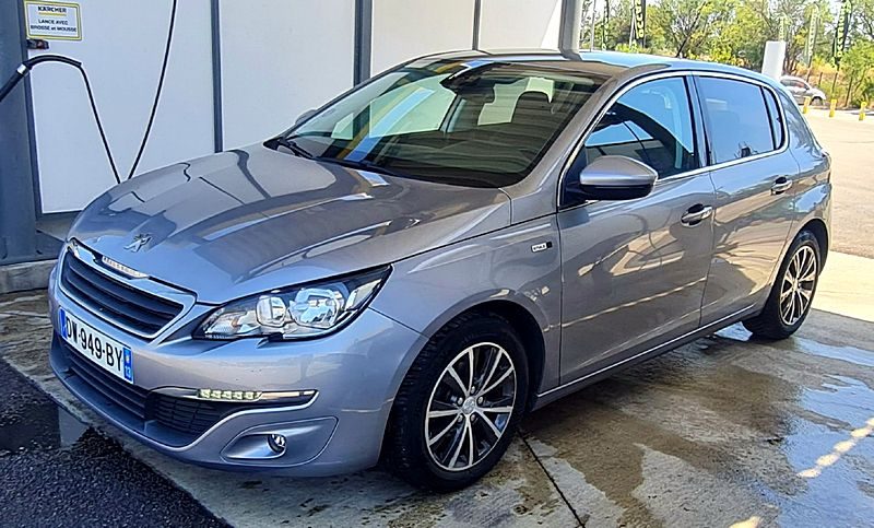 PEUGEOT 308 II style 2015