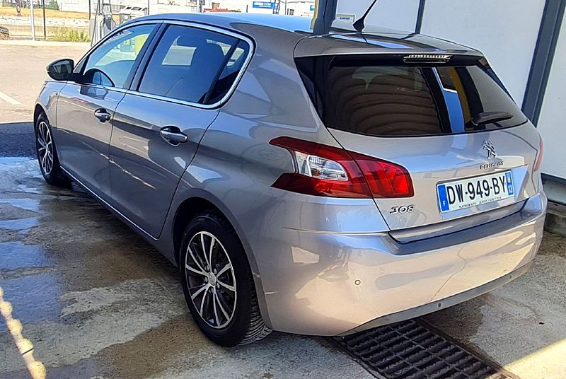 PEUGEOT 308 II style 2015