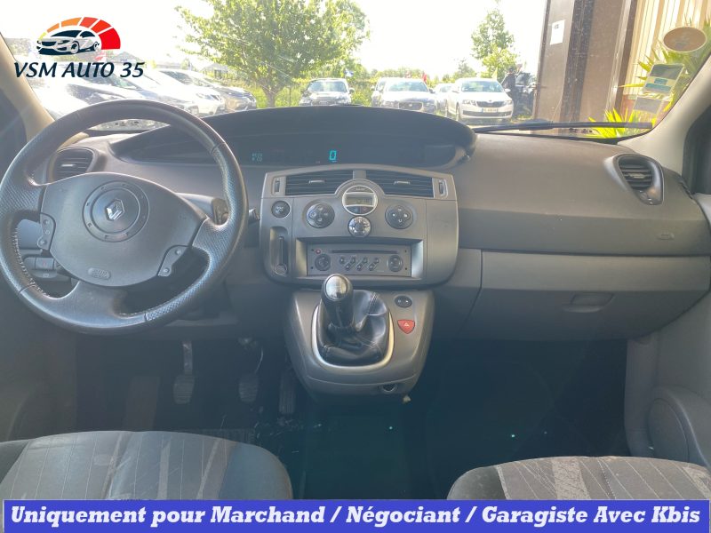 Renault Scenic 1.6 I 113 Pack Authentique Marchand / PRO