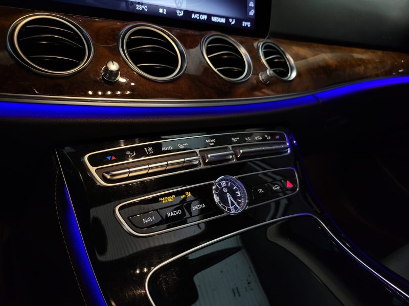 MERCEDES CLASSE E 250 211cv BUSINESS EXECUTIVE  9G-TRONIC TO / TETE HAUTE / 360° / ANGLE M / CARPLAY