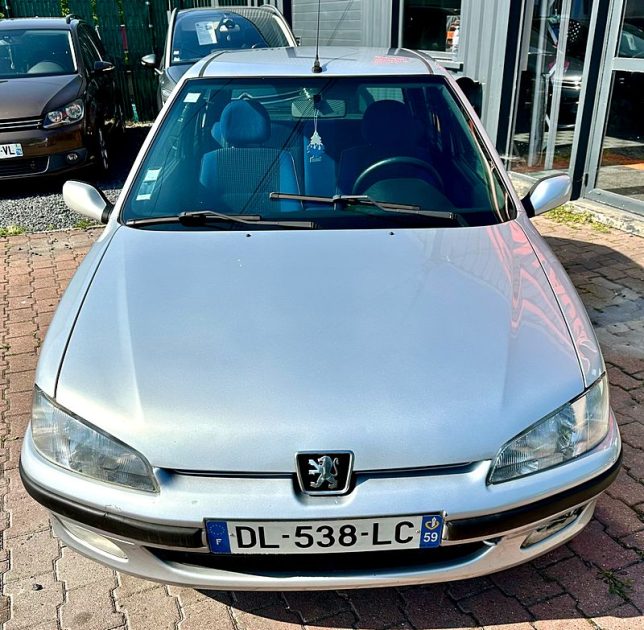 PEUGEOT 106 II 1.5L D  57cv *COLOR LINE* / GARANTIE REVISEE 