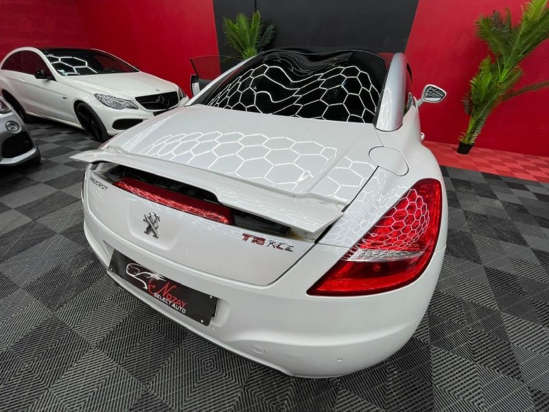 PEUGEOT RCZ 2013