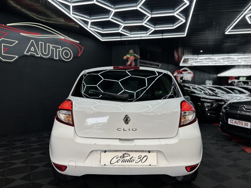 RENAULT CLIO III 2010