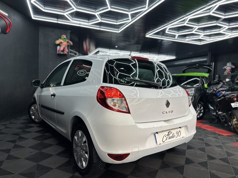 RENAULT CLIO III 2010