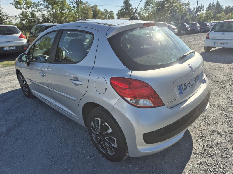 PEUGEOT 207 hdi 70cv access 2012 165000 km 